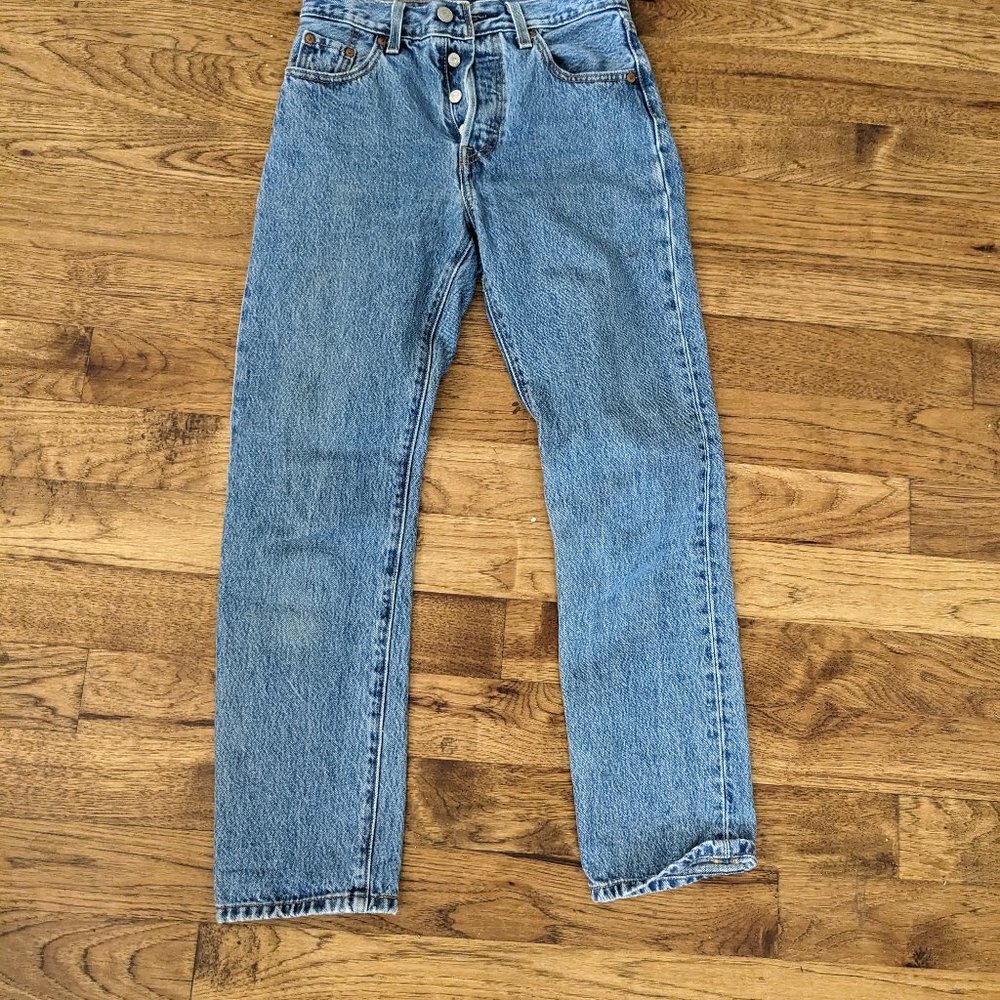 Levi Strauss & Co 501 jeans